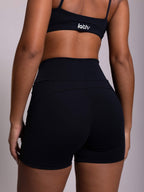 Short Essencial Preto