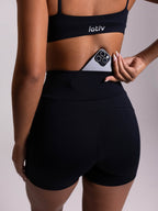 Short Essencial Preto